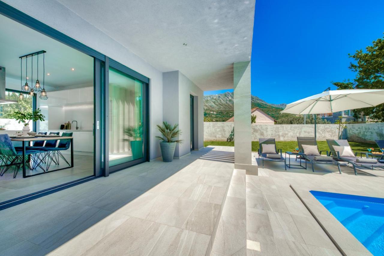 Villa Oasis - Your Luxury Home Away From Home Celopeci Eksteriør bilde