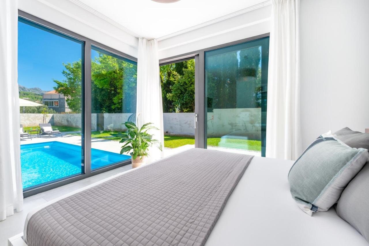 Villa Oasis - Your Luxury Home Away From Home Celopeci Eksteriør bilde